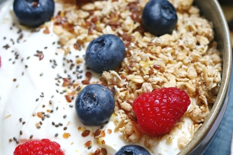 Greek Yogurt & Berry Parfait